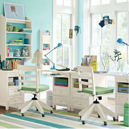 Description: góc học tập thông thoáng